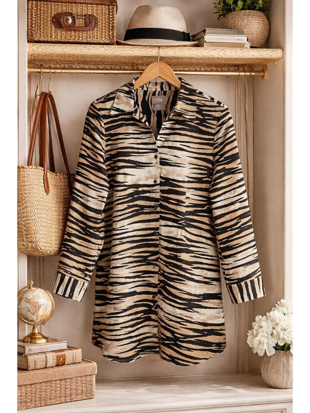 Chicos Womens Button-Up Zebra Print Tunic Shirt Size 12 L US  Beige & Black NEW